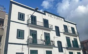 Victoria Apartments